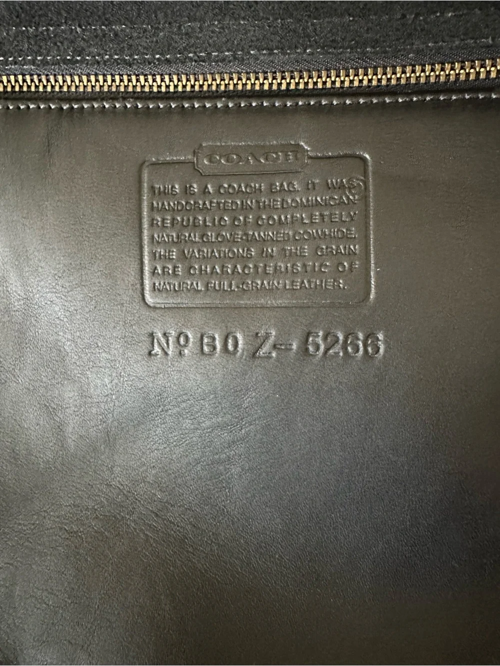 Vintage COACH 2000 5266 Black Leather Beekman Messenger Bag.